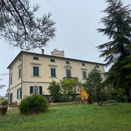 Affittacamere Porquier Crespina Kültér fotó
